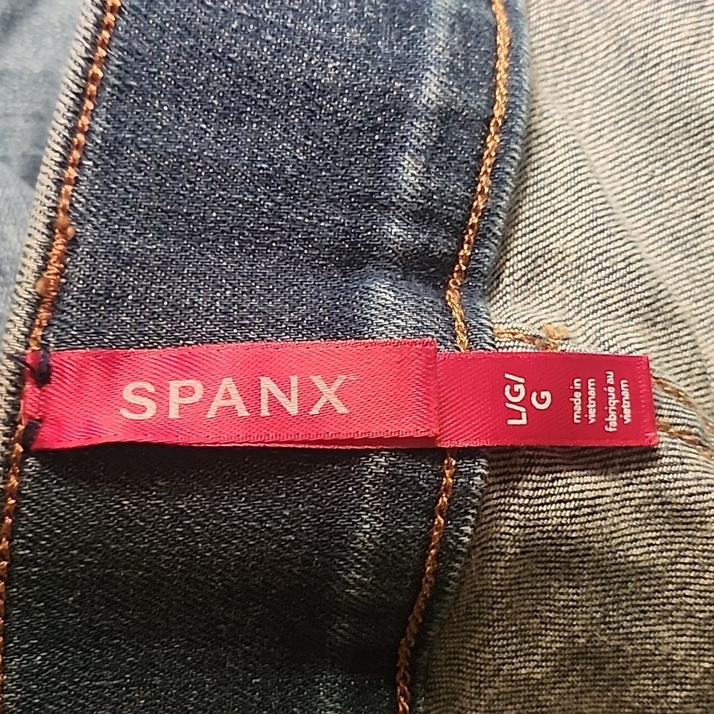 Spanx Flare Leg Pull-on Color Vintage Indigo Dinem Pants Size Large - Picture 13 of 13